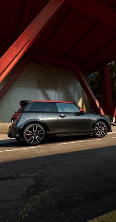 MINI JOHN COOPER WORKS.